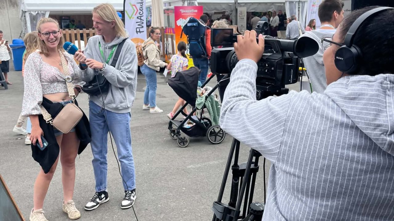 Le bivouac du journalisme plante sa tente au coeur de la Foire de Libramont