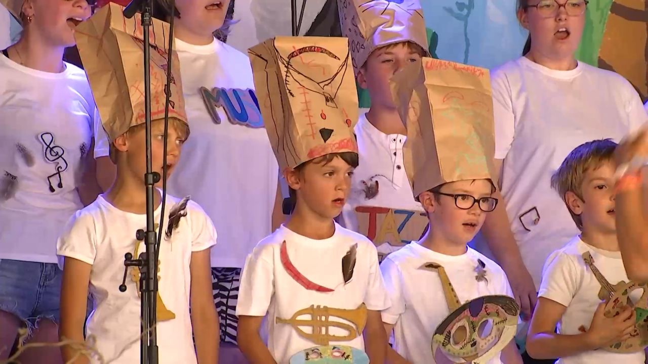 Les Petits Gaumais montent sur scène aux côtés d'An Pierlé au Gaume Jazz Festival