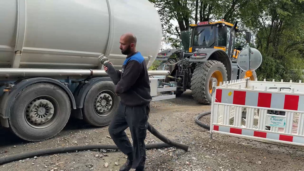 Vielsalm: des remorques-citernes renflouent le réseau d'eau
