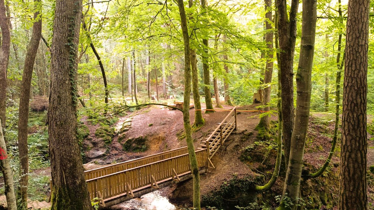 La passerelle du Trou du Pérou inaugurée à Saint-Léger