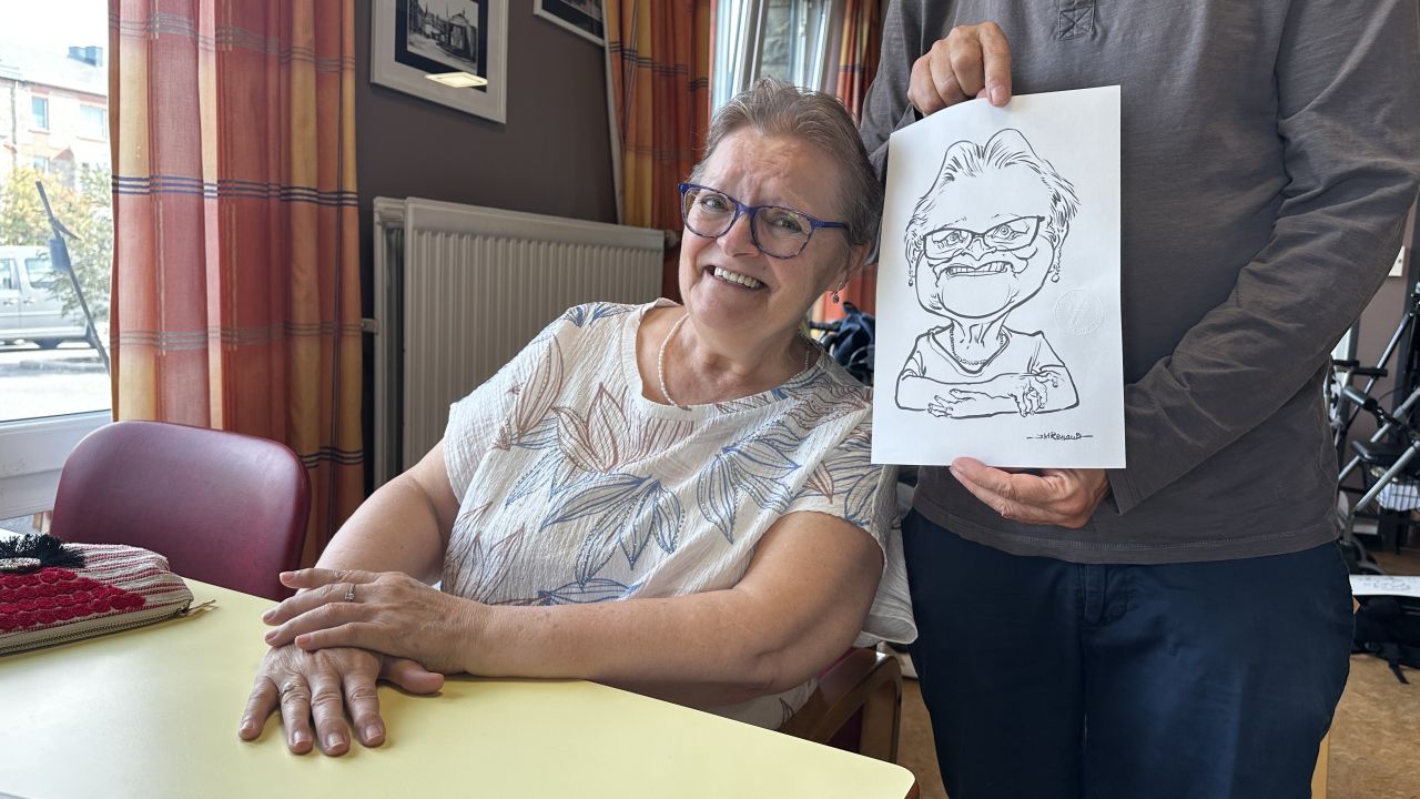 Bastogne: des caricaturistes à la maison de repos