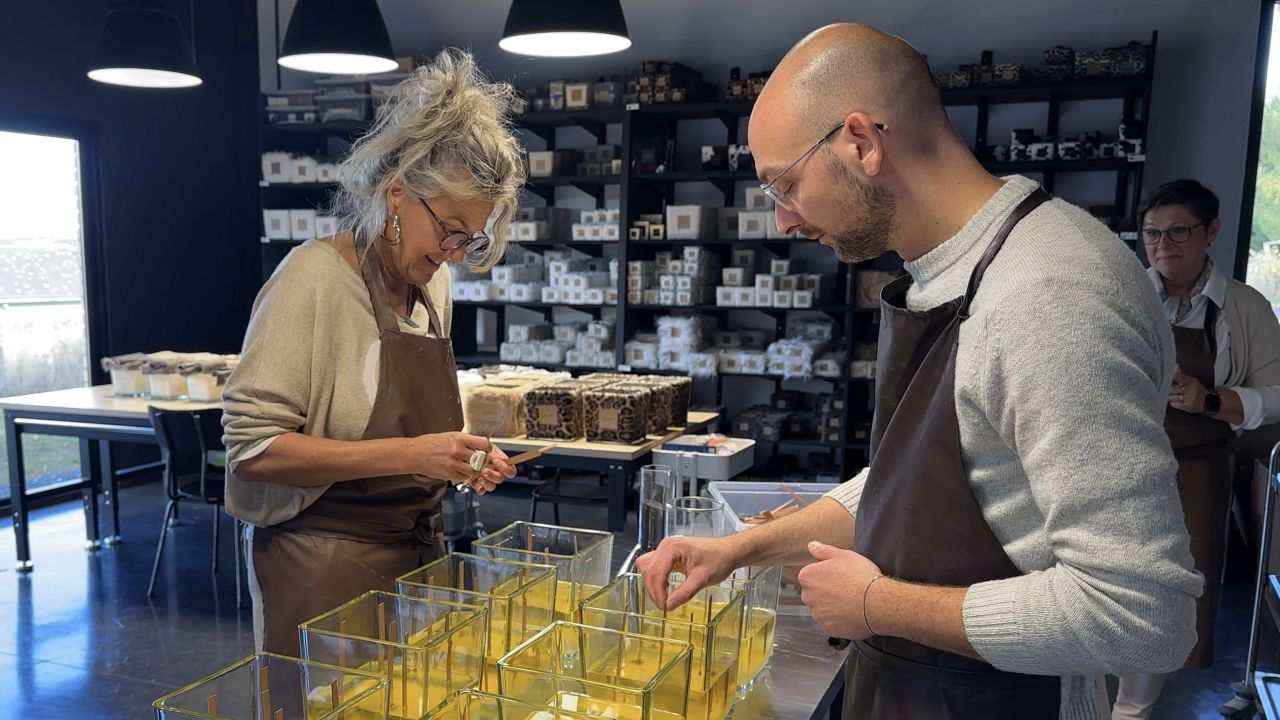 Langkâ, des bougies de luxe fabriquées à Libin