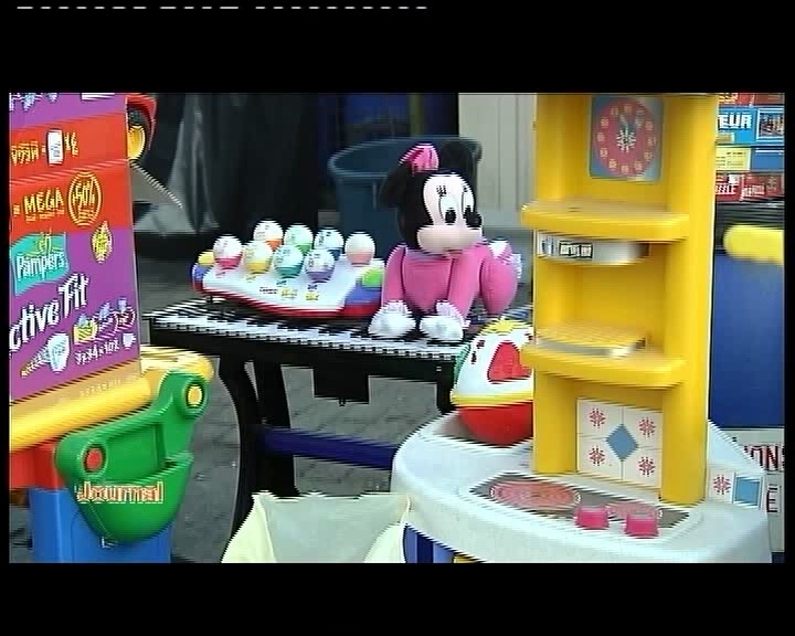 COLLECTE DE JOUETS DANS LES PARCS A CONTENEURS