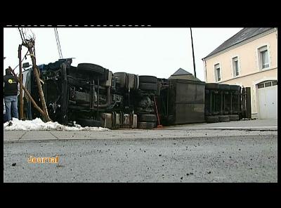 ACCIDENT DE CAMION (TINTIGNY)