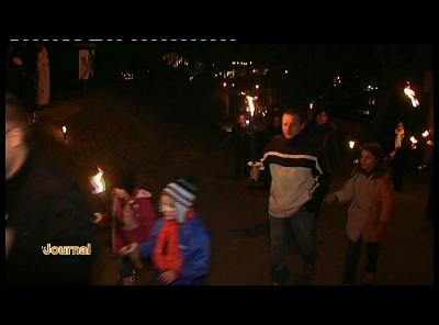 MARCHE AU FLAMBEAU POUR LE TELEVIE (BOUILLON)