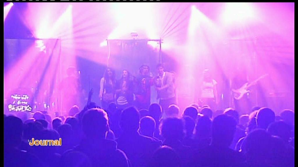 FETE DE LA MUSIQUE : IZEL