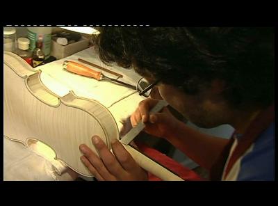 OUVERTURE D UNE ECOLE DE LUTHERIE