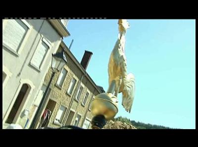 MUNO : POSE DU COQ SUR LE CLOCHER