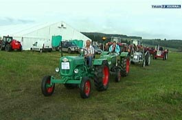 RASSEMBLEMENT DE TRACTEURS A ORTHO