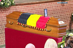 DERNIER HOMMAGE A ANTOINE DUQUESNE