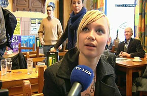 LES TRAINS ÉLECTRIQUES À L'ARRET A LIBRAMONT