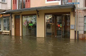 PLUSIEURS COMMERCES ONT DU FERMER A BOUILLON