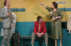 THEATRE A CHENOIS: ON NE CHOISIT PAS SA FAMILLE