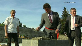 NEUFCHATEAU : PREMIER HOTEL DANS UN AN