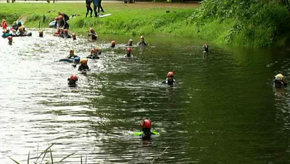 Han-sur-Lesse : Big jump, un grand saut dans l'eau