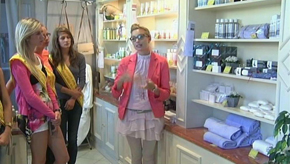 Bastogne : Les  Miss Luxembourg ont visité l'asinerie