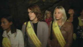 Han-sur-Lesse : les canditates Miss Namur visitent les grottes