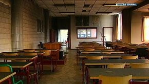 Incendie à l'Athénée royal de Marche: nettoyage toujours en cours