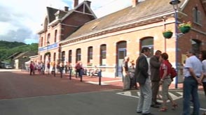 Houyet : inauguration de la nouvelle place de la gare
