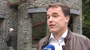 Bastogne : interveiw Benoît Lutgen devant le bureau de vote